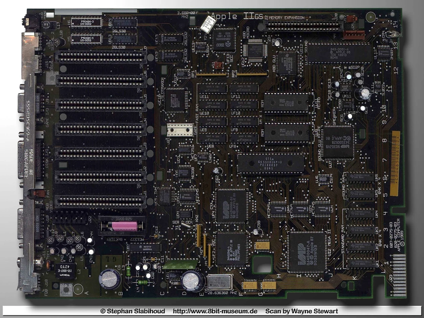 Apple IIGS ROM 03 motherboard, overhead view